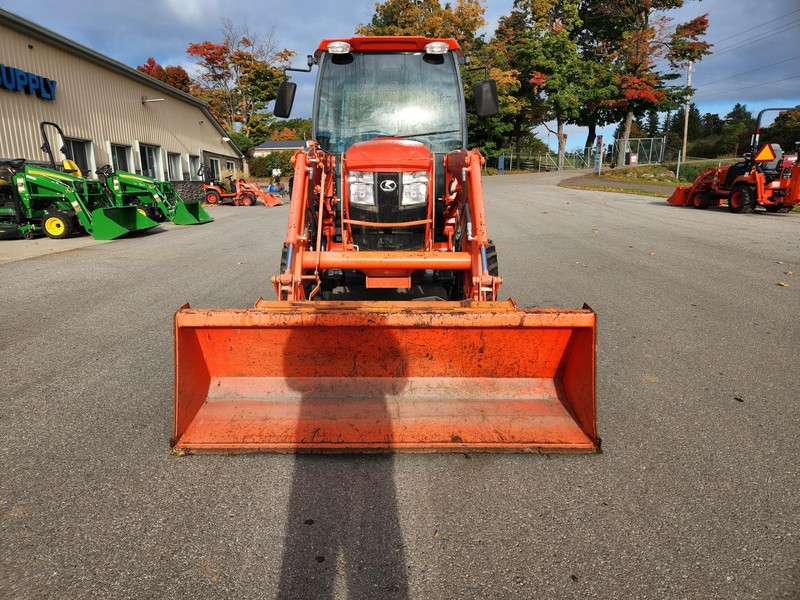 Tractors - Compact  Kubota L4060 Tractor  Photo